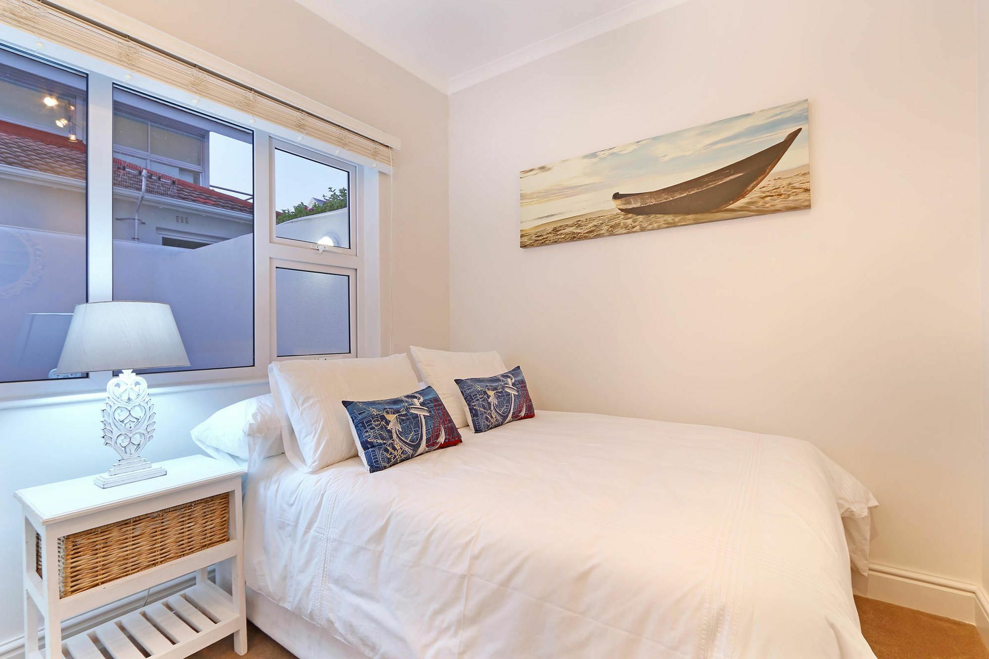 Camps Bay Beach Apartment كيب تاون المظهر الخارجي الصورة