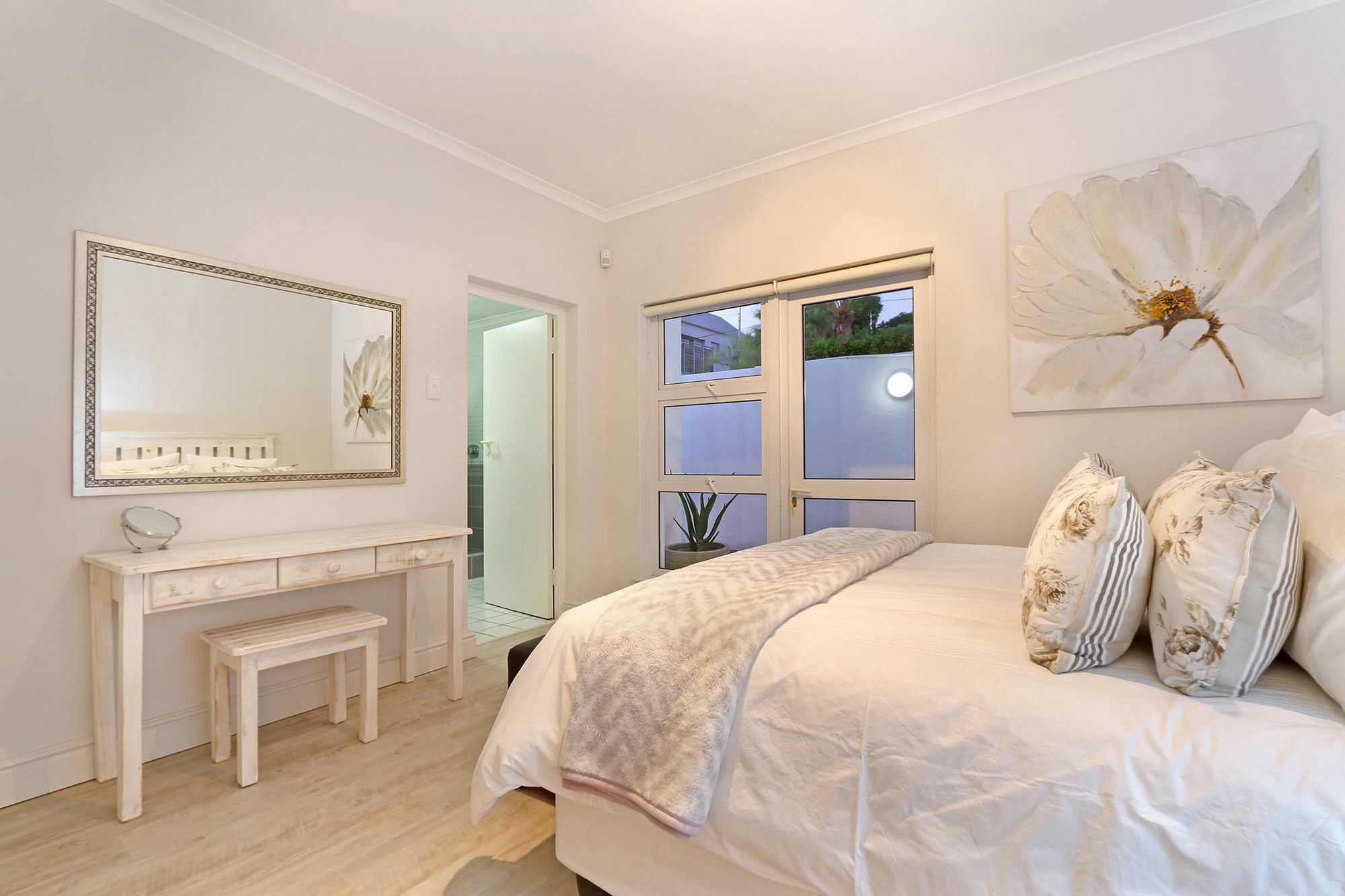 Camps Bay Beach Apartment كيب تاون المظهر الخارجي الصورة